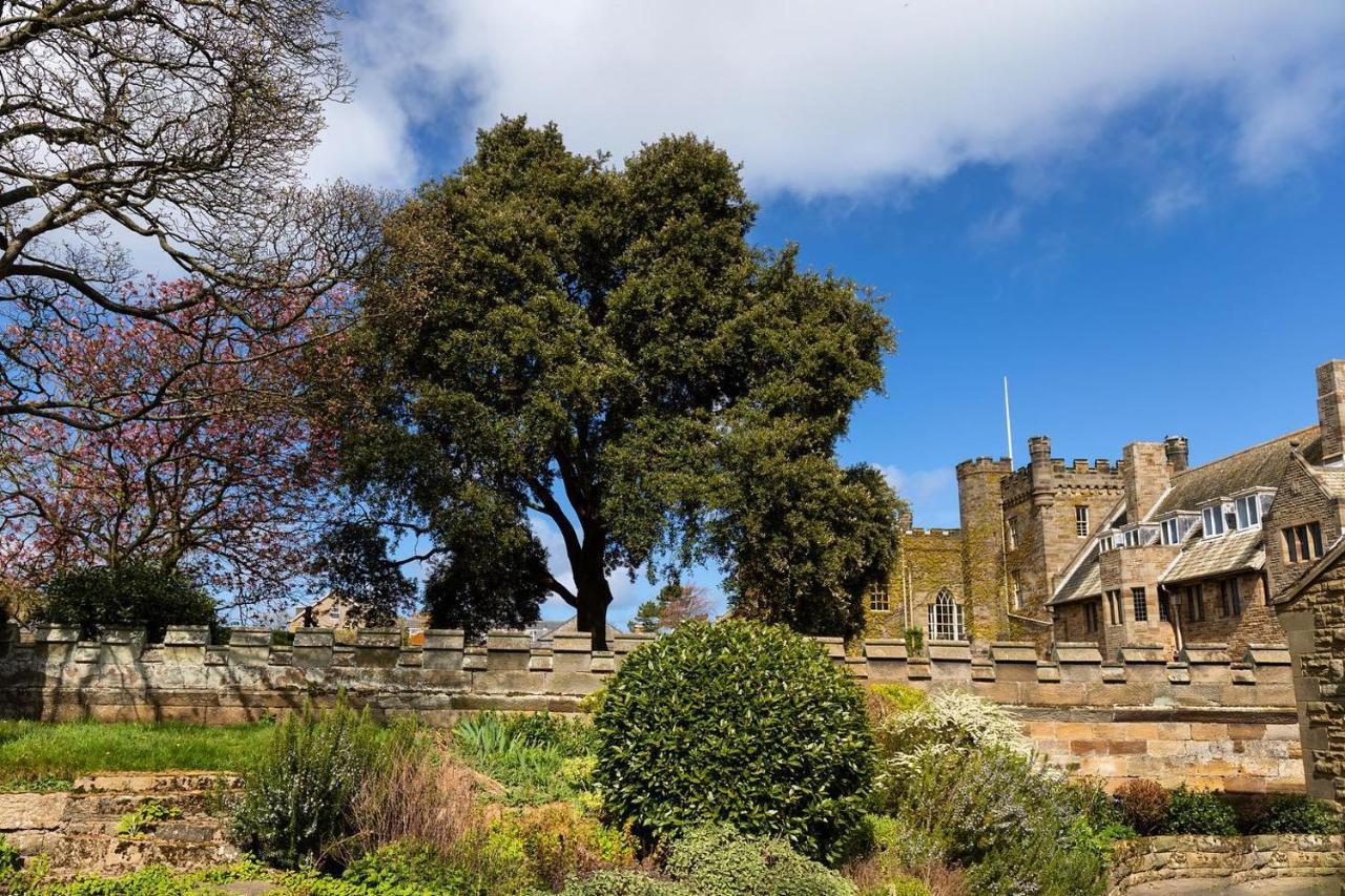 Sneaton Castle Hotel Whitby Exterior photo