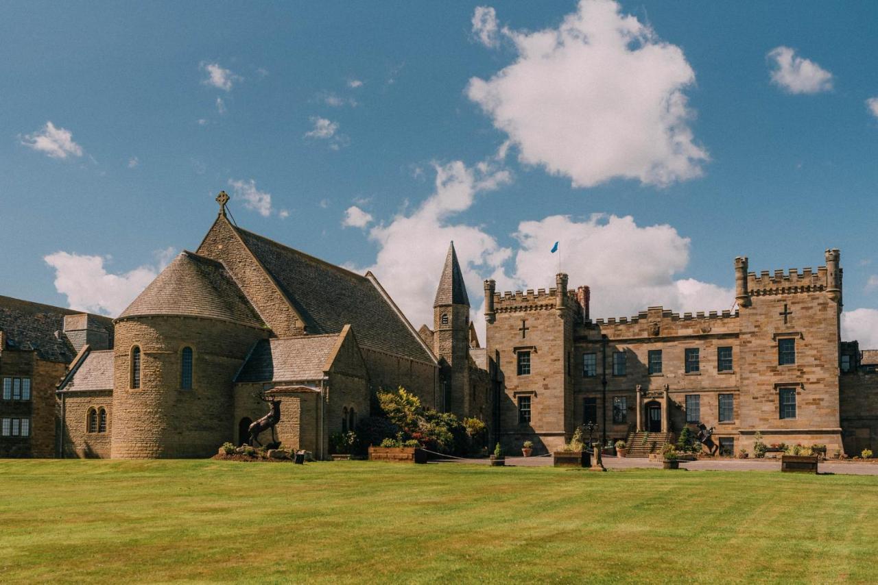 Sneaton Castle Hotel Whitby Exterior photo